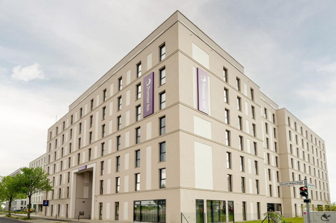 Premier Inn Berlin Airport Экстерьер фото