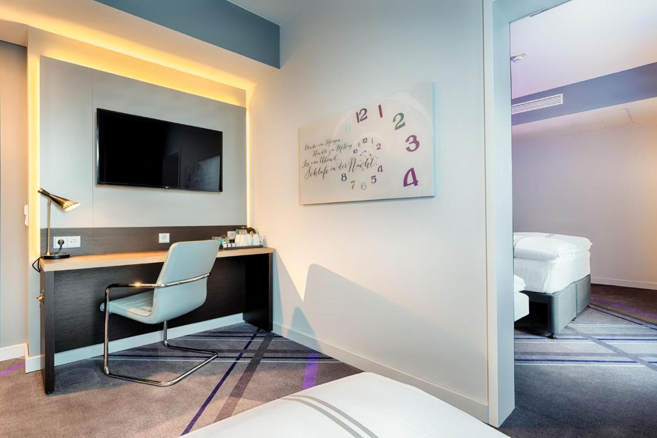 Premier Inn Berlin Airport Экстерьер фото